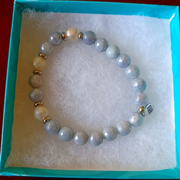 Bracelet - Picture 2 of 2